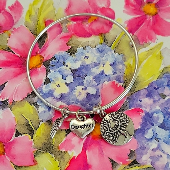 SEIRAA DAUGHTER/EARTH ANGEL CHARM BRACELET - Picture 1 of 3